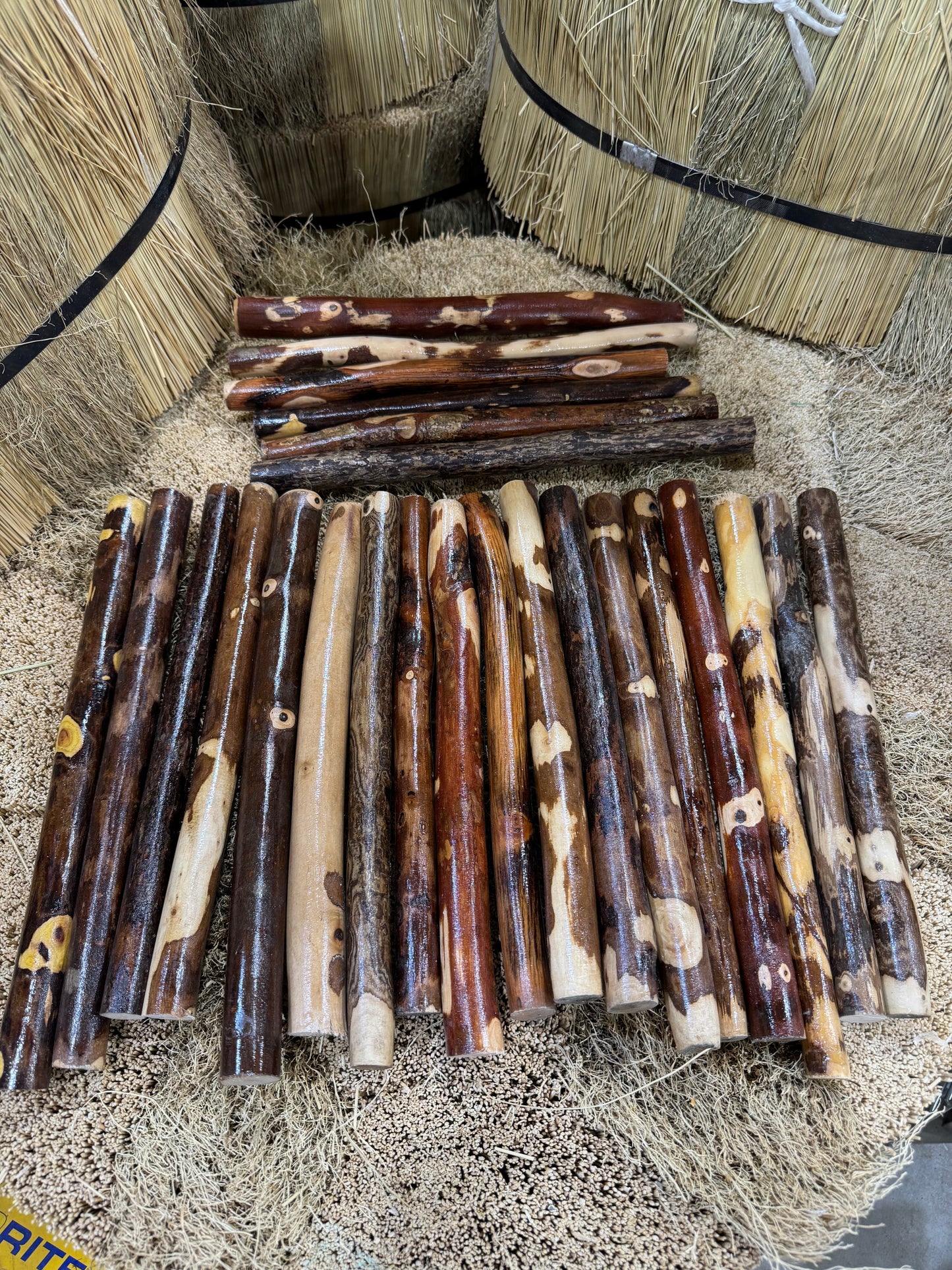 Farm House Decor Natural HardWood Sticks (5pcs)